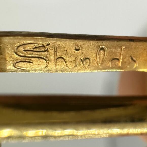 Shields vintage gold tone blue resin Greek goddess cameos cufflinks cuff links - Picture 6 of 7